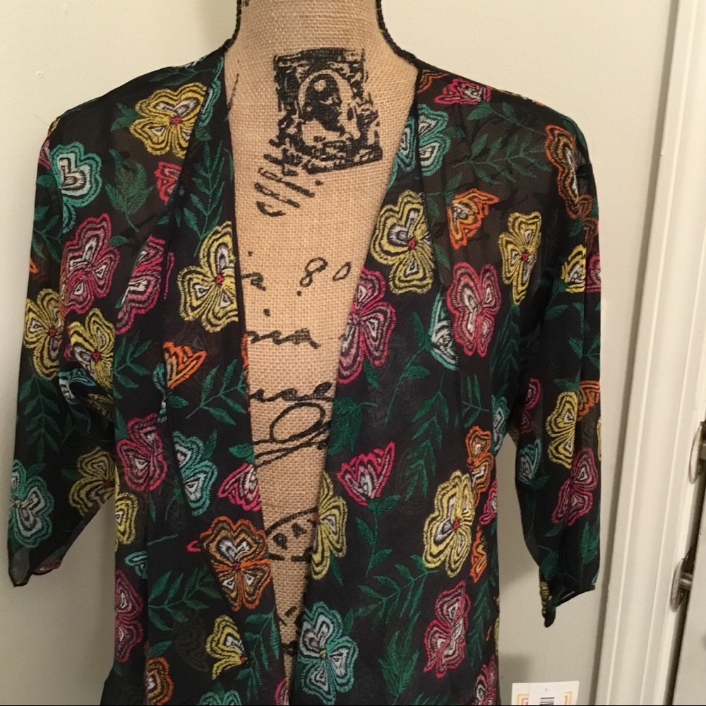 LuLaRoe Shirley Kimono